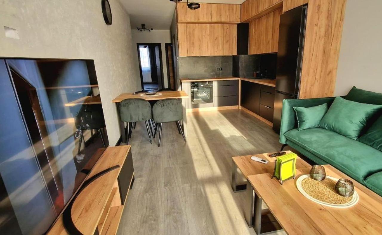 Modern, Airport Designer Double Apartment Warsaw